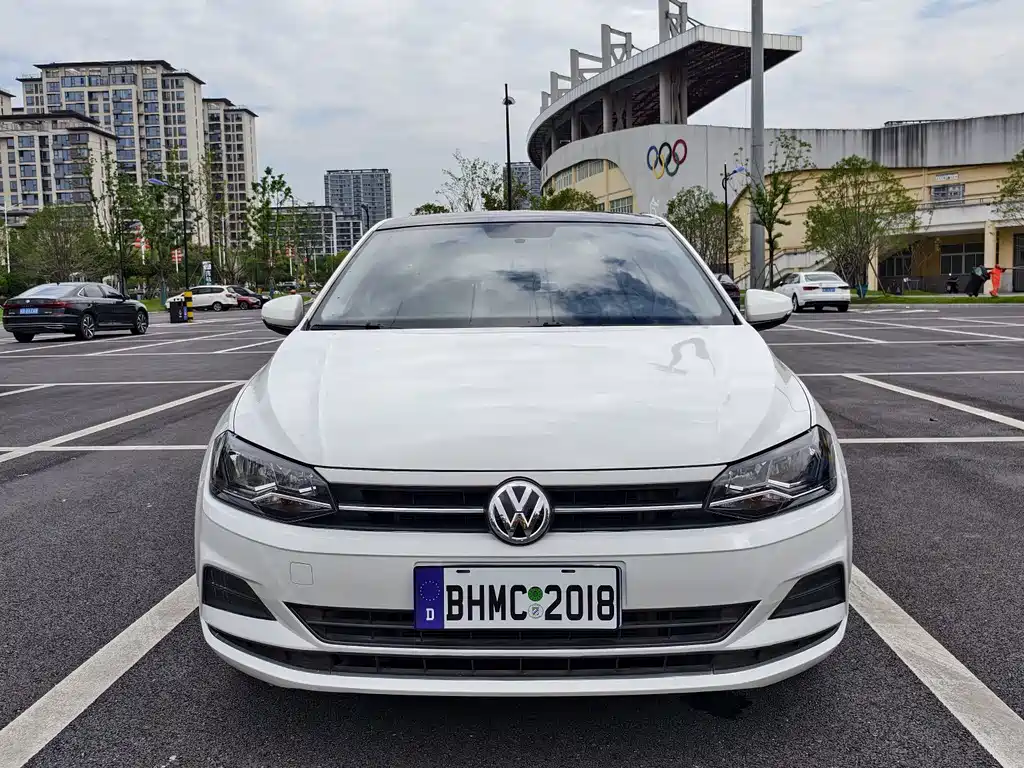 Volkswagen Polo — фото 2