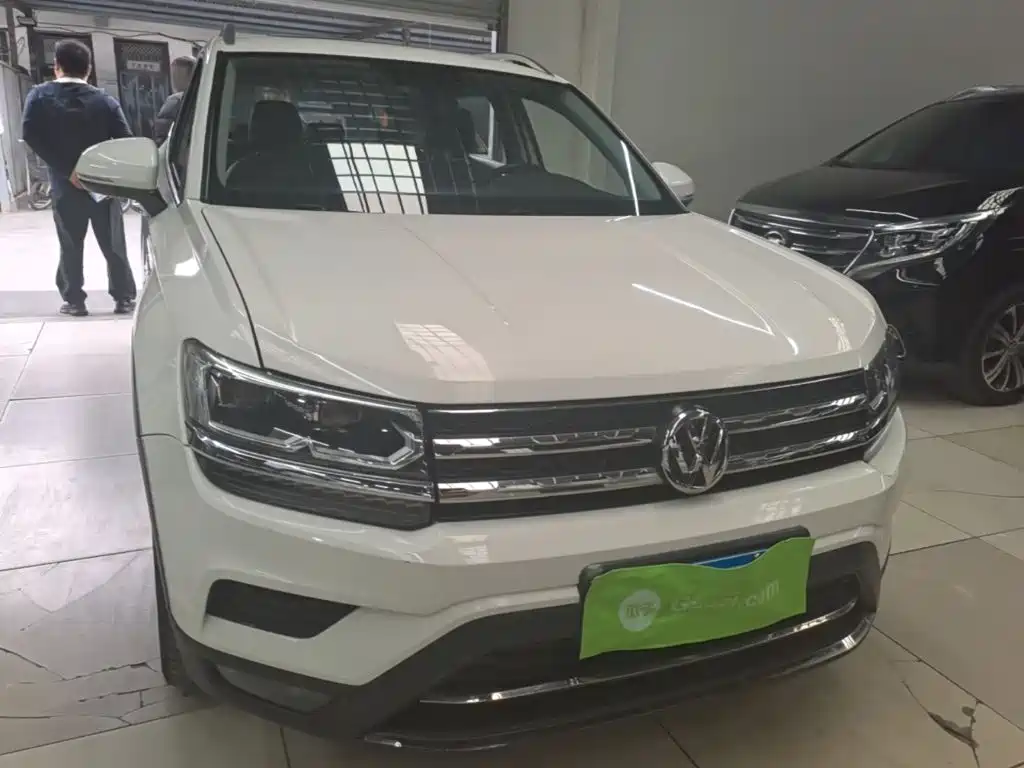 Volkswagen Tharu — фото 2