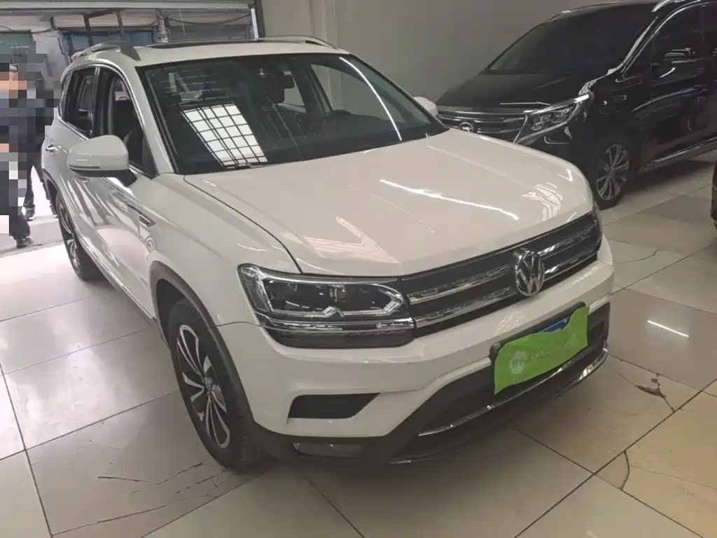 Volkswagen Tharu — фото 3