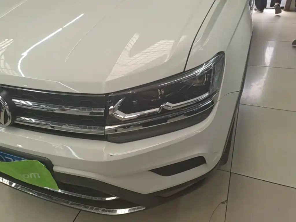 Volkswagen Tharu — фото 23