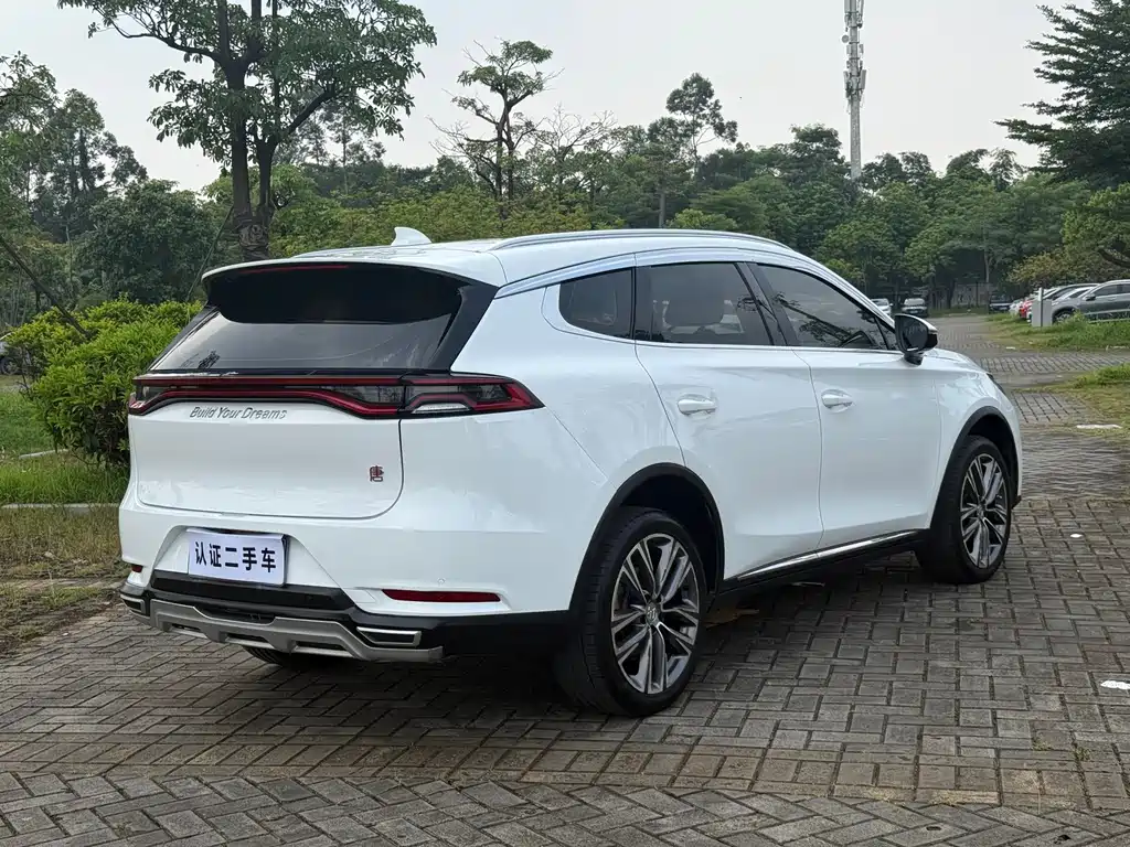 BYD Tang — фото 13