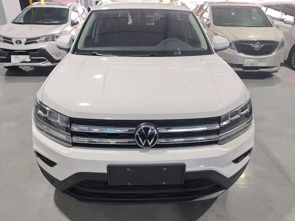Volkswagen Tharu — фото 2