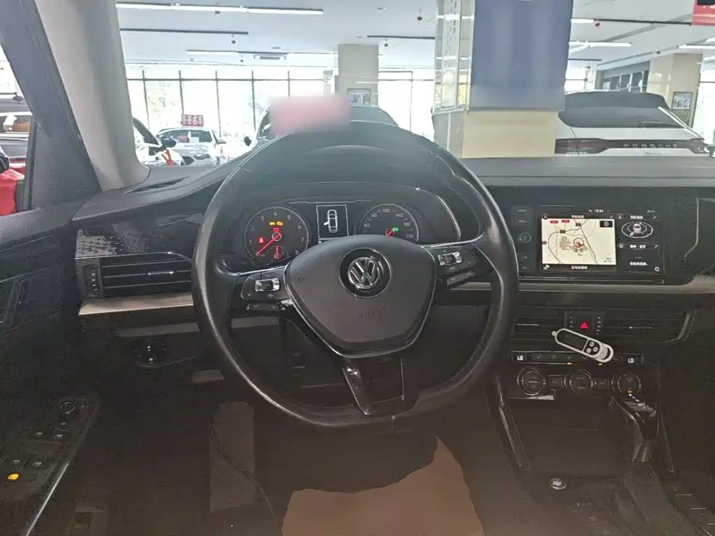 Volkswagen Passat — фото 10