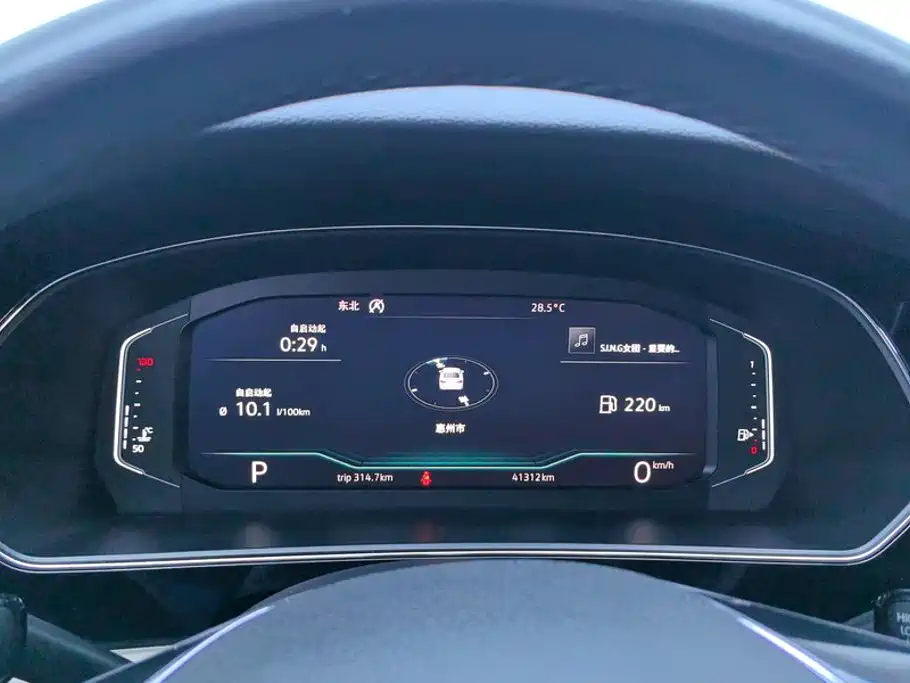Volkswagen Passat — фото 14