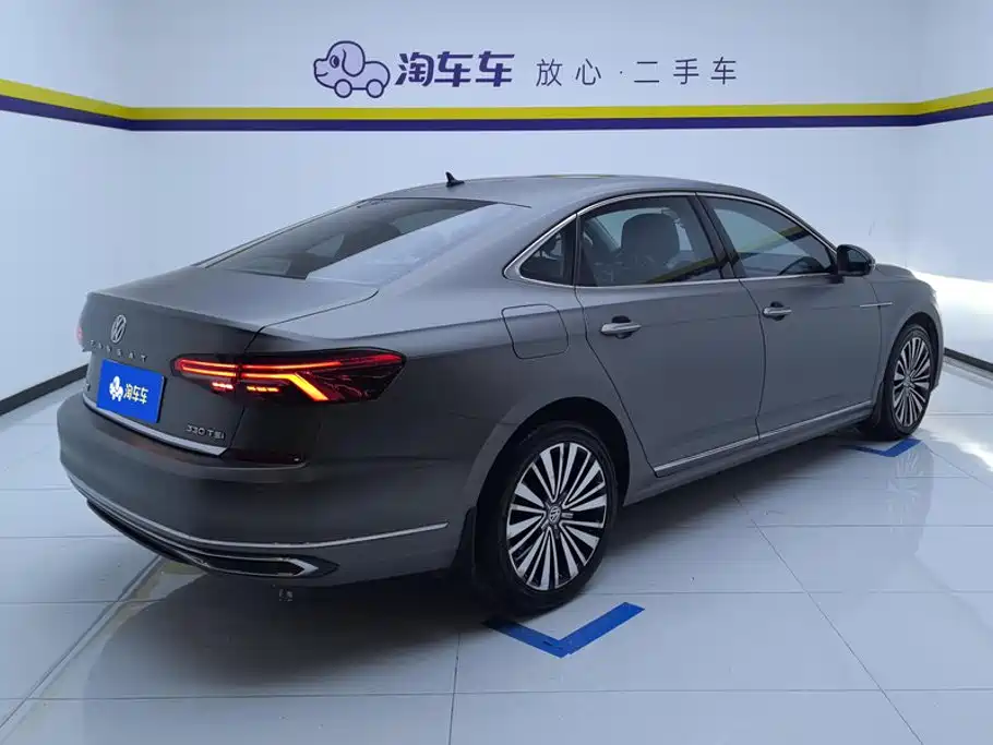Volkswagen Passat — фото 3