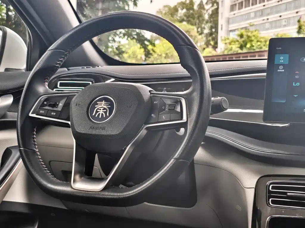 BYD Qin PLUS — фото 20