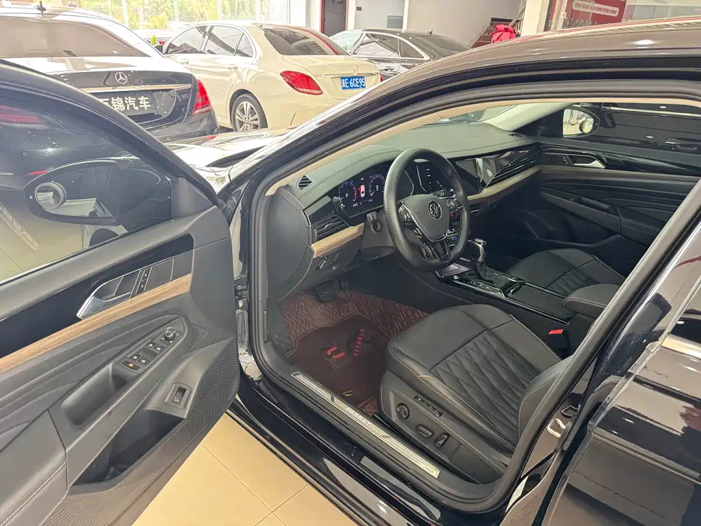 Volkswagen Passat — фото 9