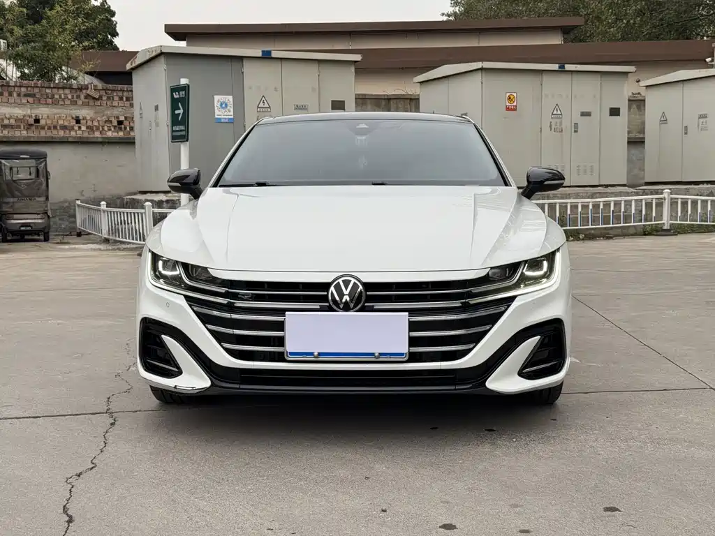 Volkswagen CC — фото 3