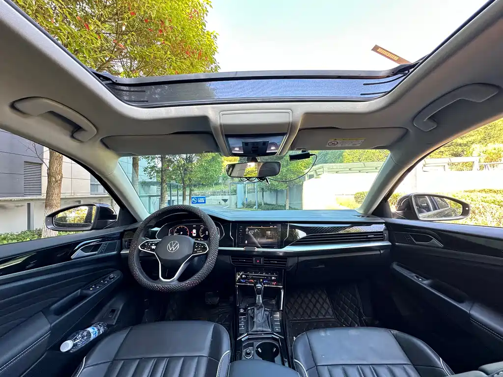 Volkswagen Passat — фото 11
