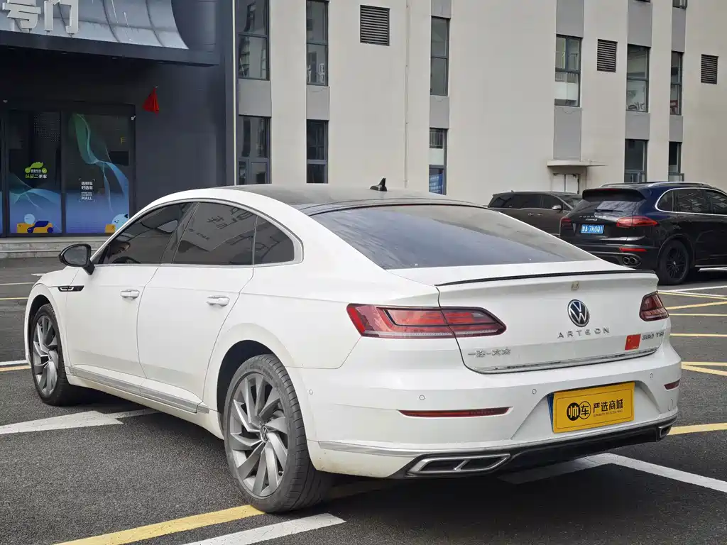 Volkswagen CC — фото 6