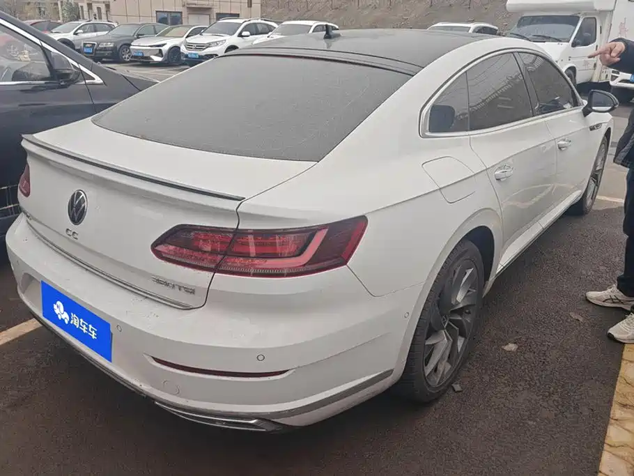 Volkswagen CC — фото 3
