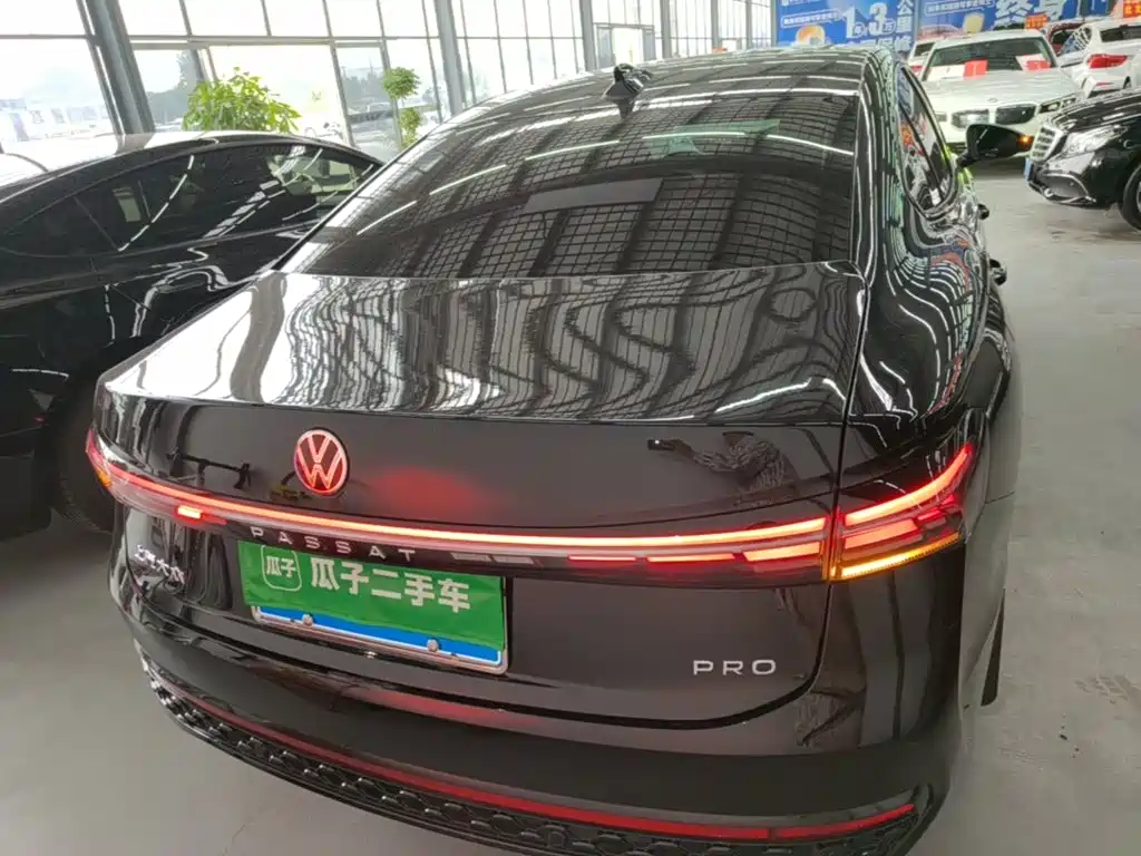 Volkswagen Passat — фото 5