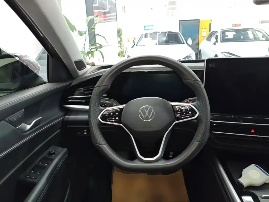 Volkswagen Passat — фото 10