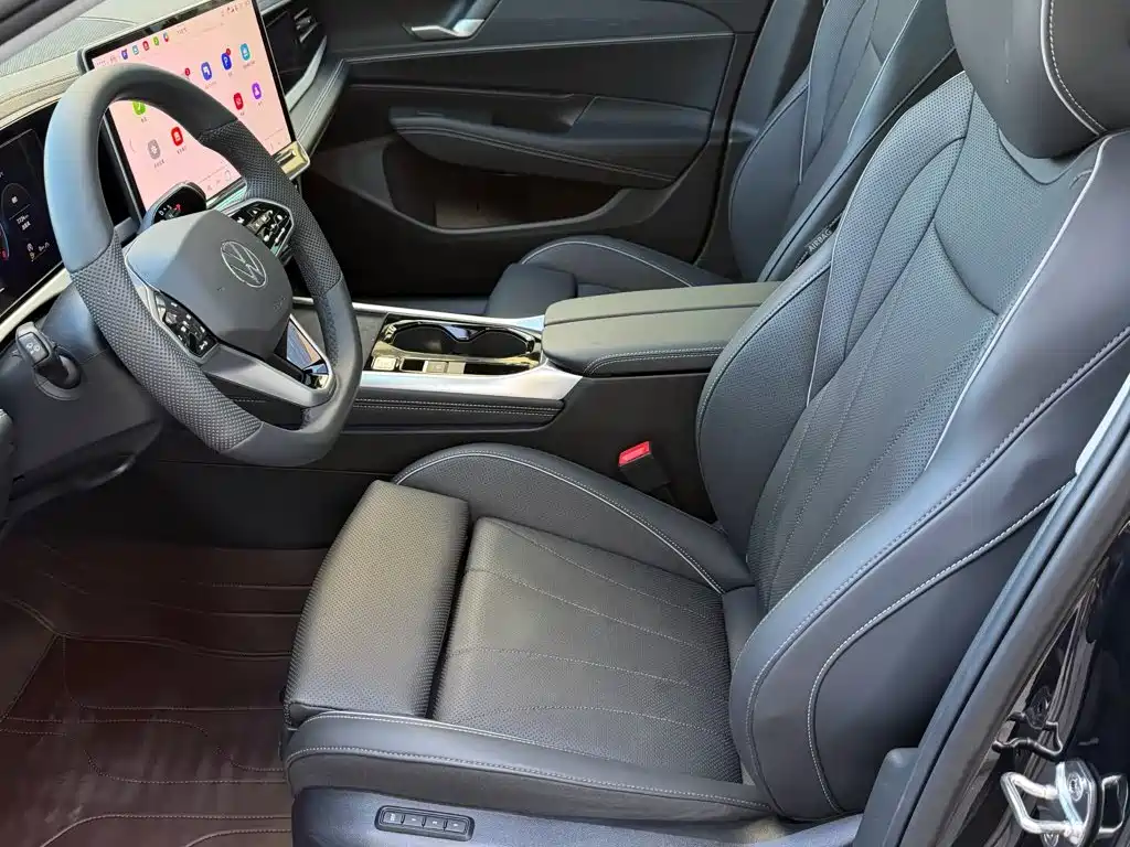 Volkswagen Passat — фото 17