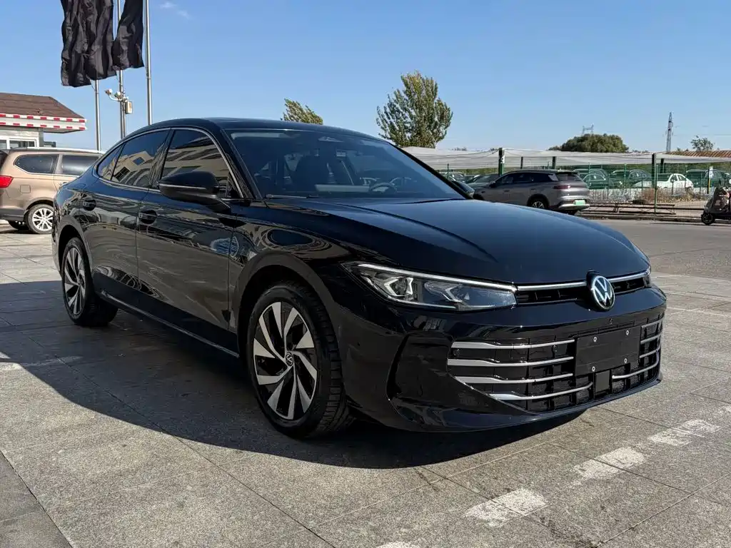 Volkswagen Passat — фото 3