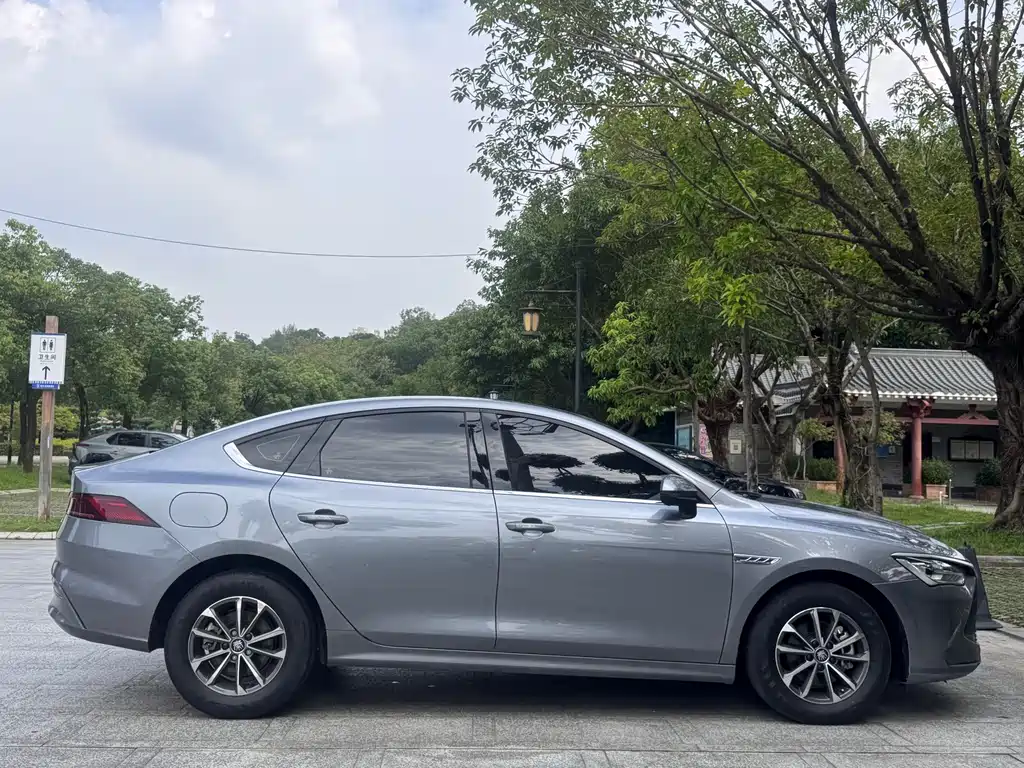 BYD Qin PLUS — фото 7