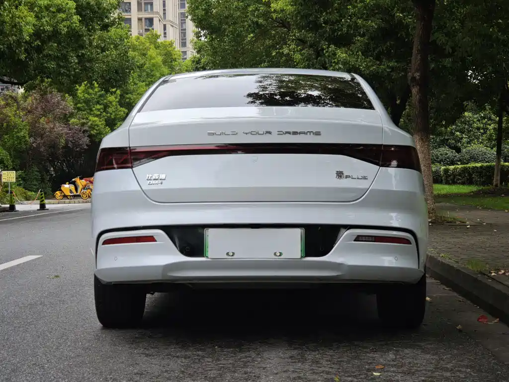 BYD Qin PLUS — фото 11