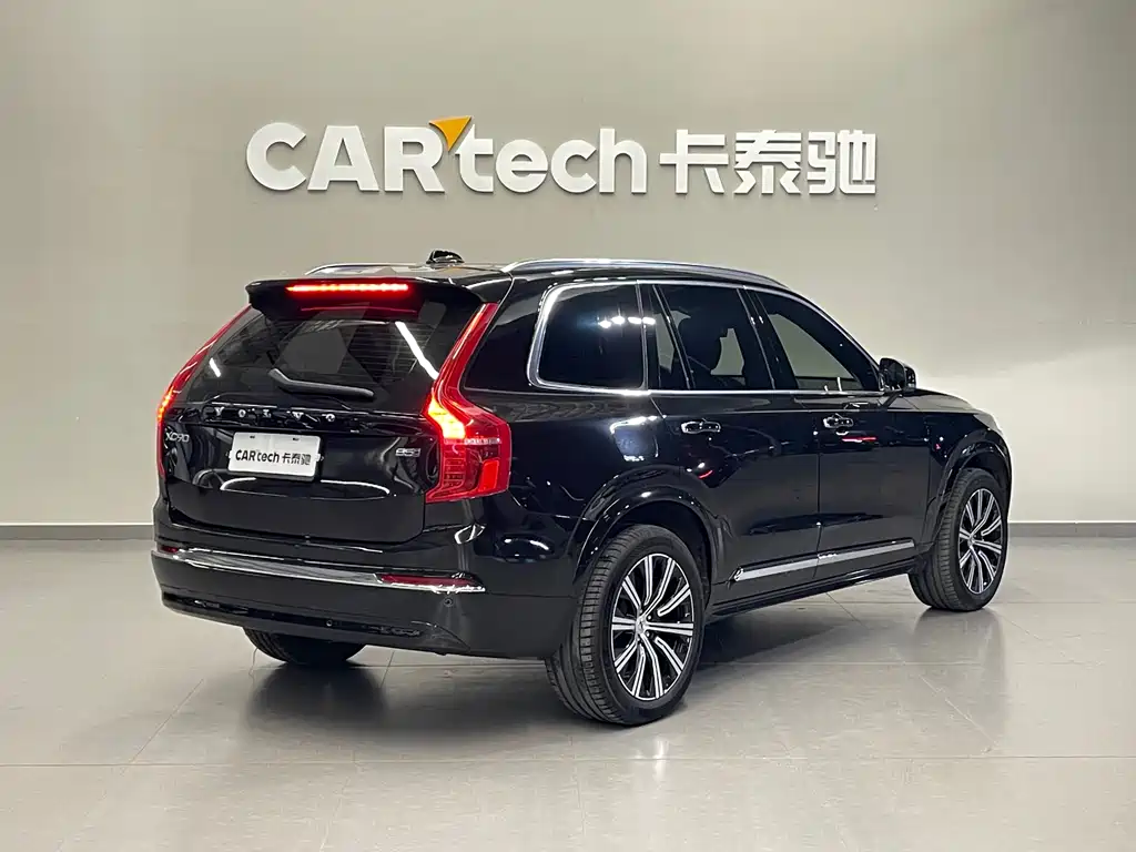 Volvo XC90 — фото 4