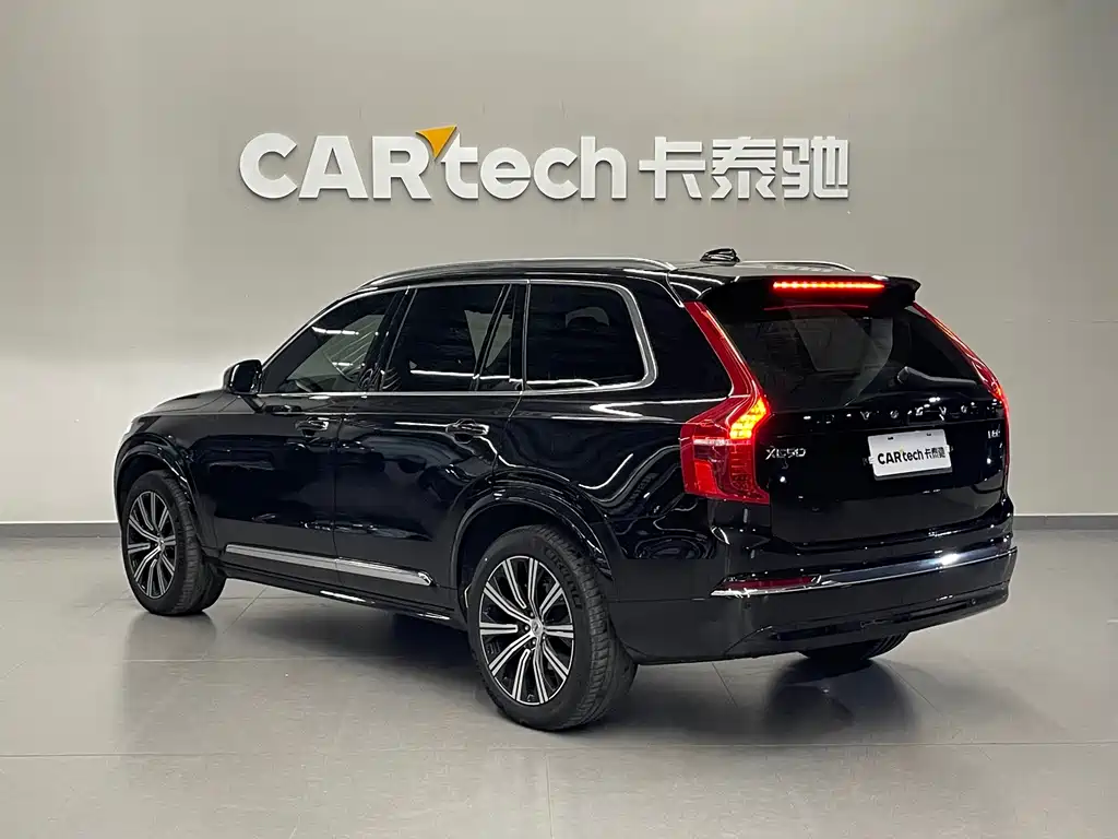 Volvo XC90 — фото 6