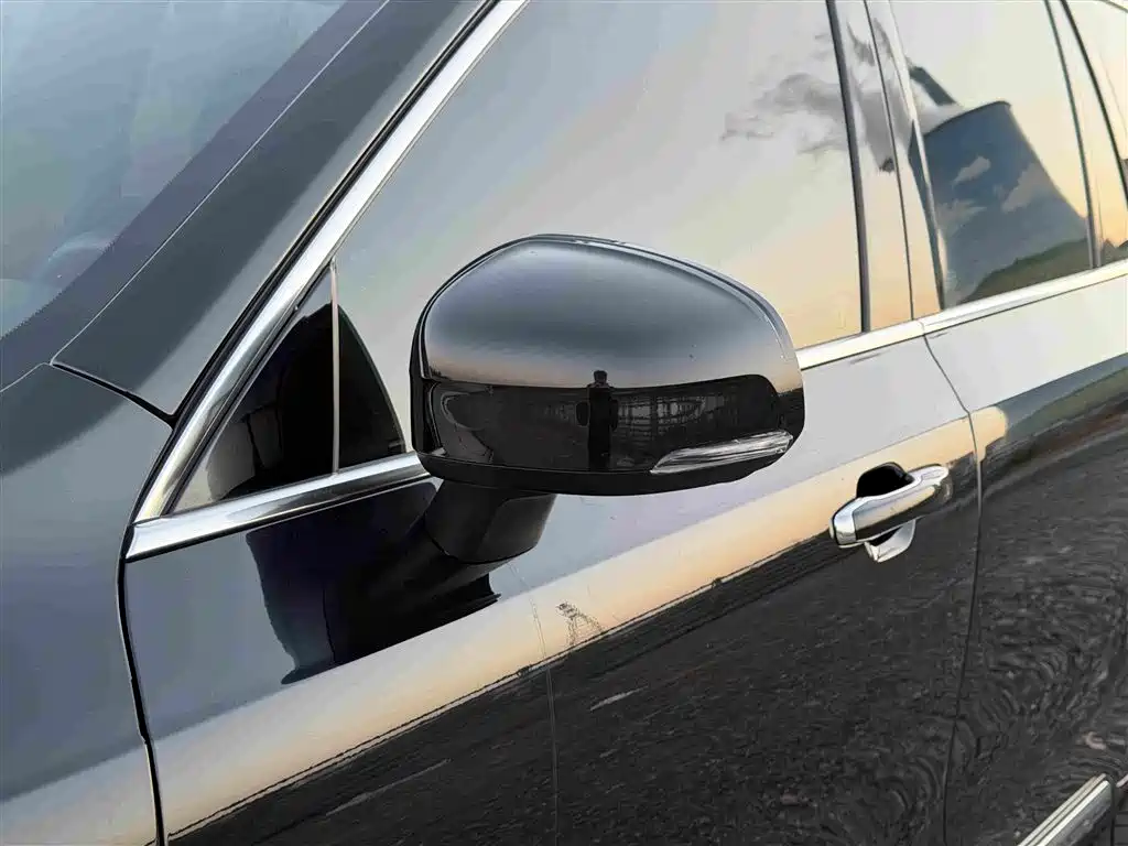 Volvo XC90 — фото 15