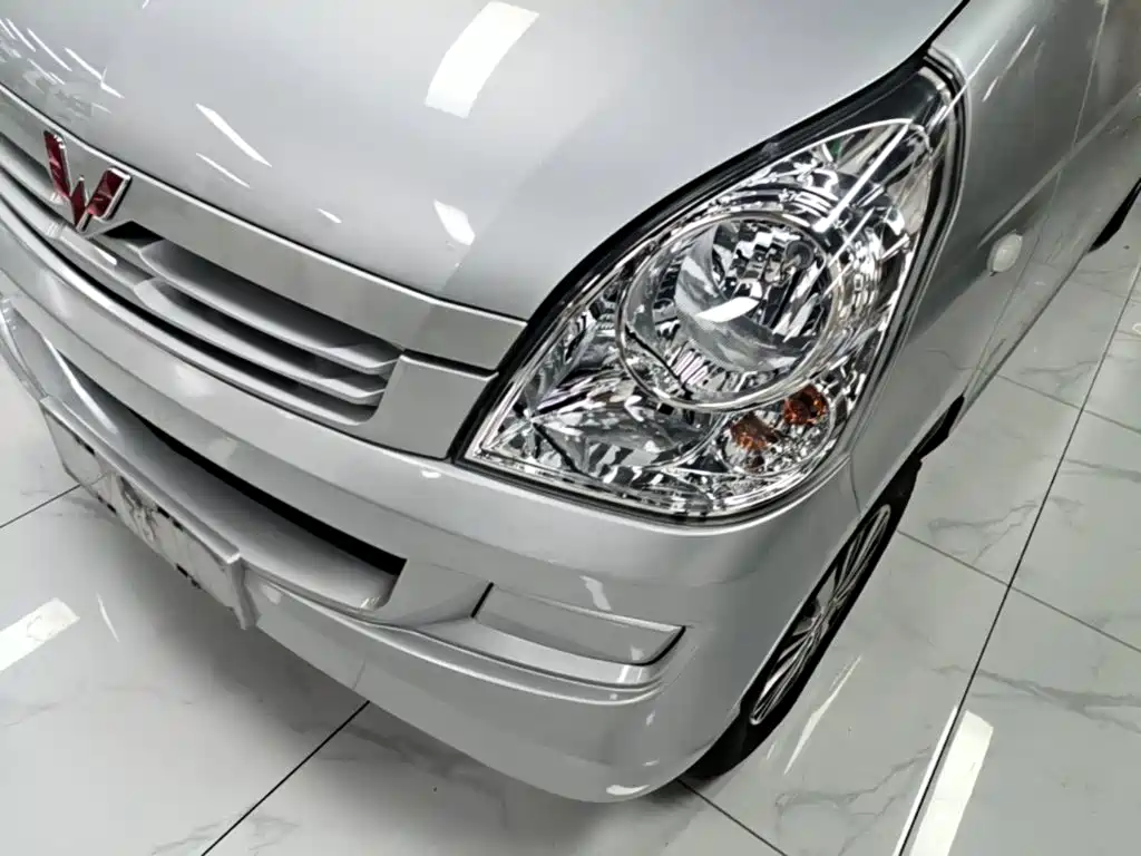 Wuling Rongguang S — фото 23