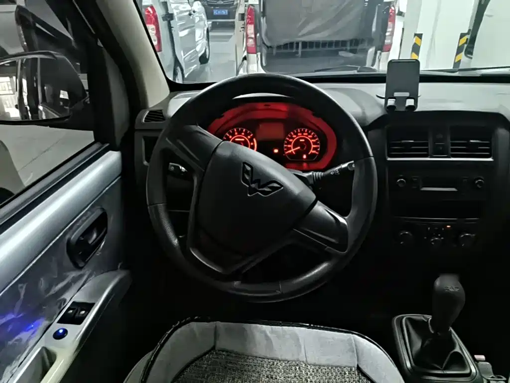 Wuling Rongguang S — фото 10