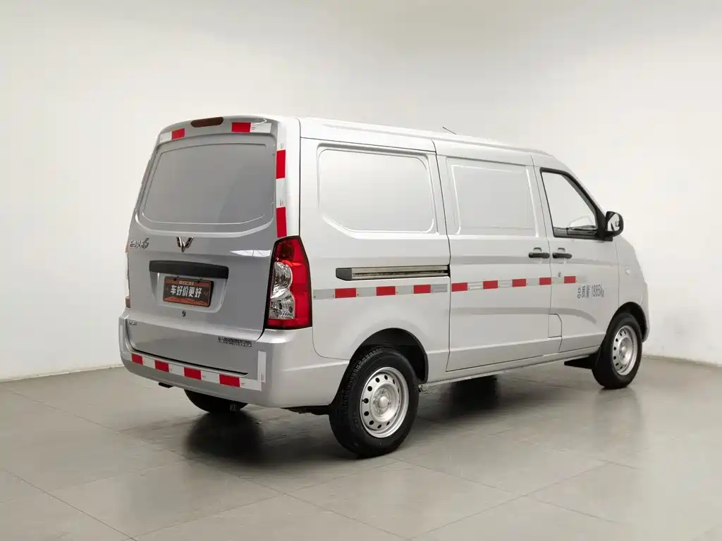 Wuling Rongguang S — фото 2