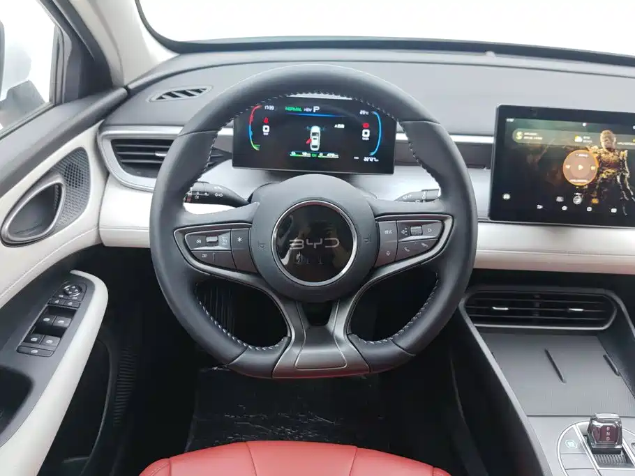 BYD Seal 05 DM-i — фото 15