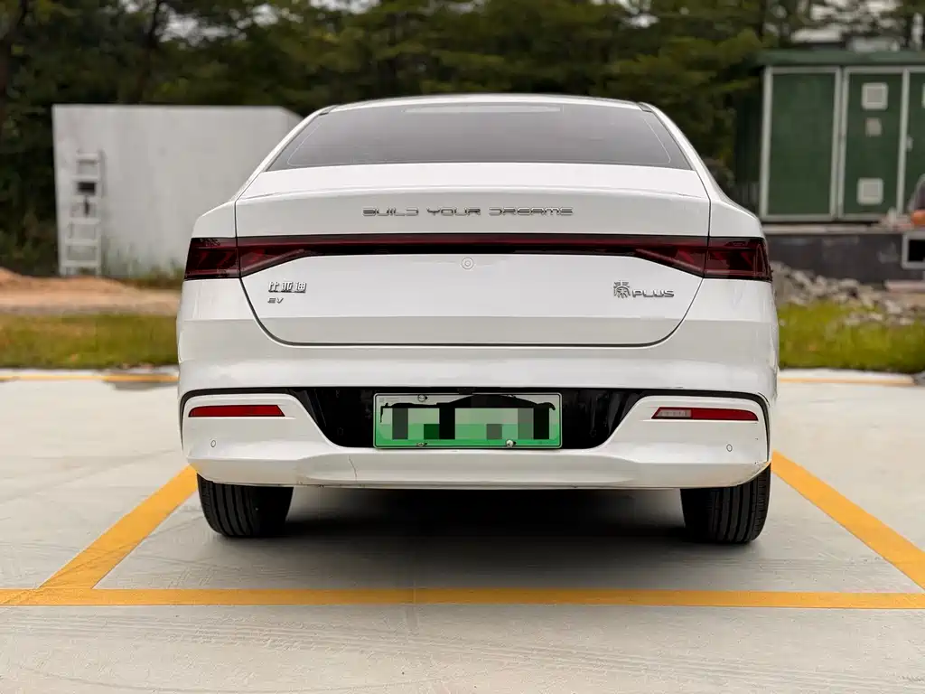 BYD Qin PLUS — фото 20