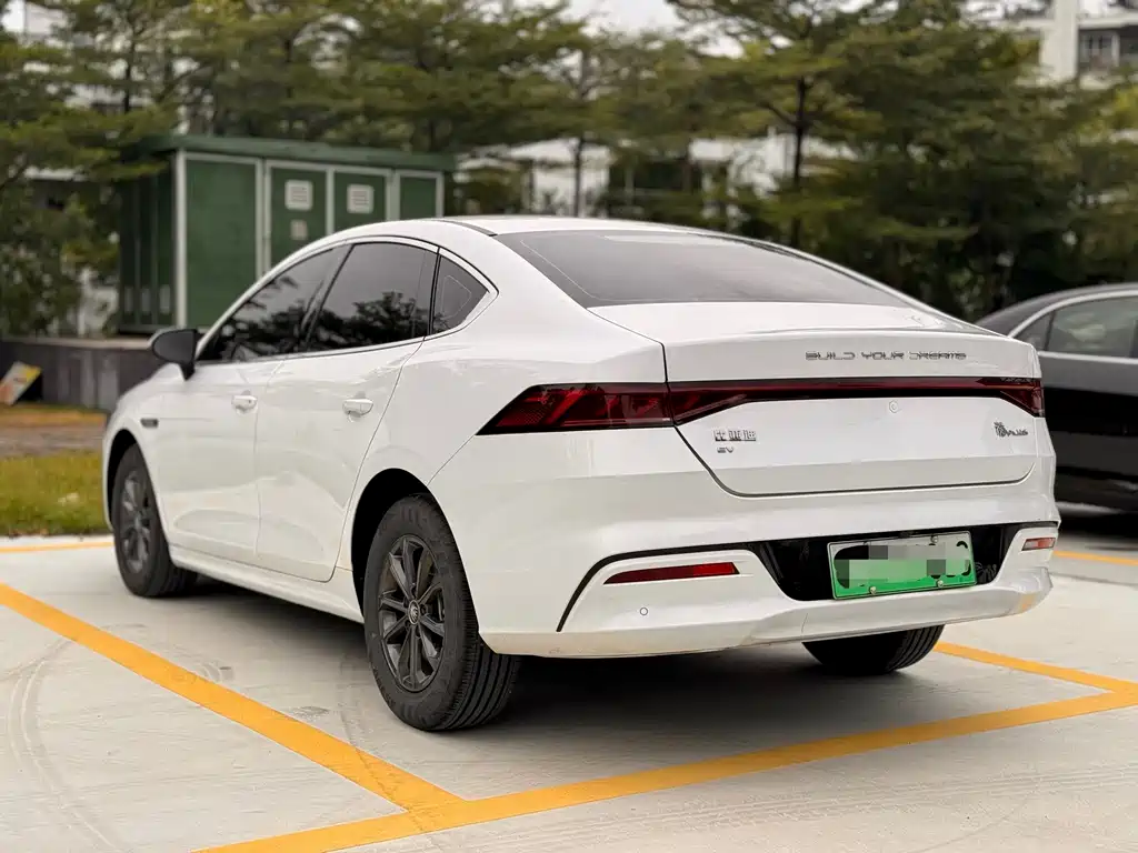 BYD Qin PLUS — фото 21