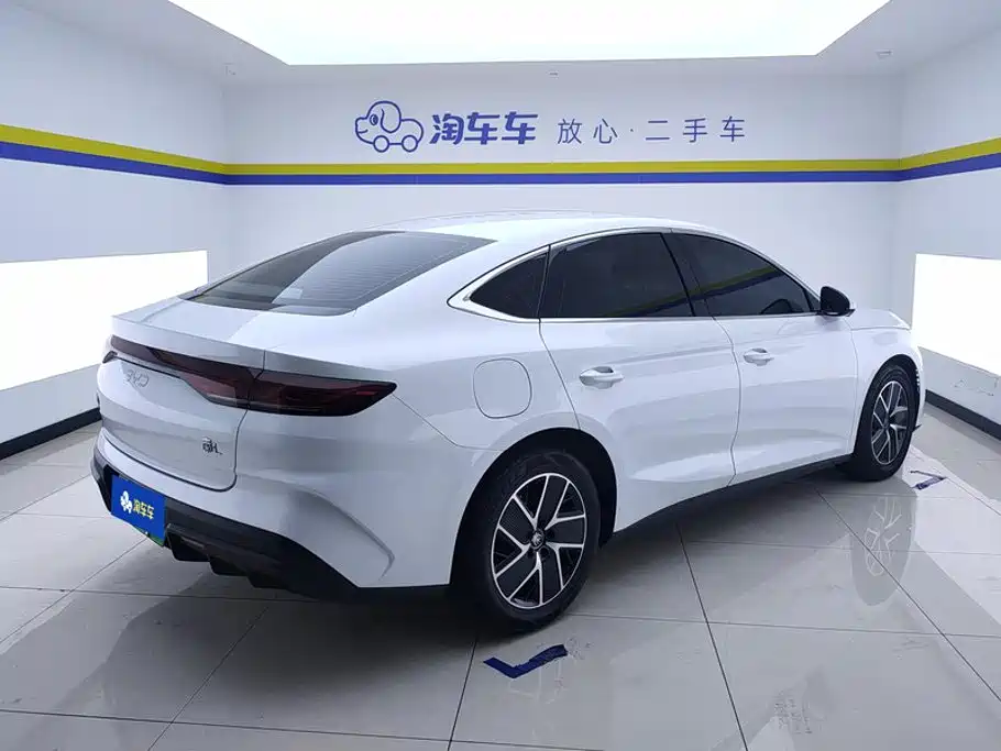 BYD Qin L — фото 3