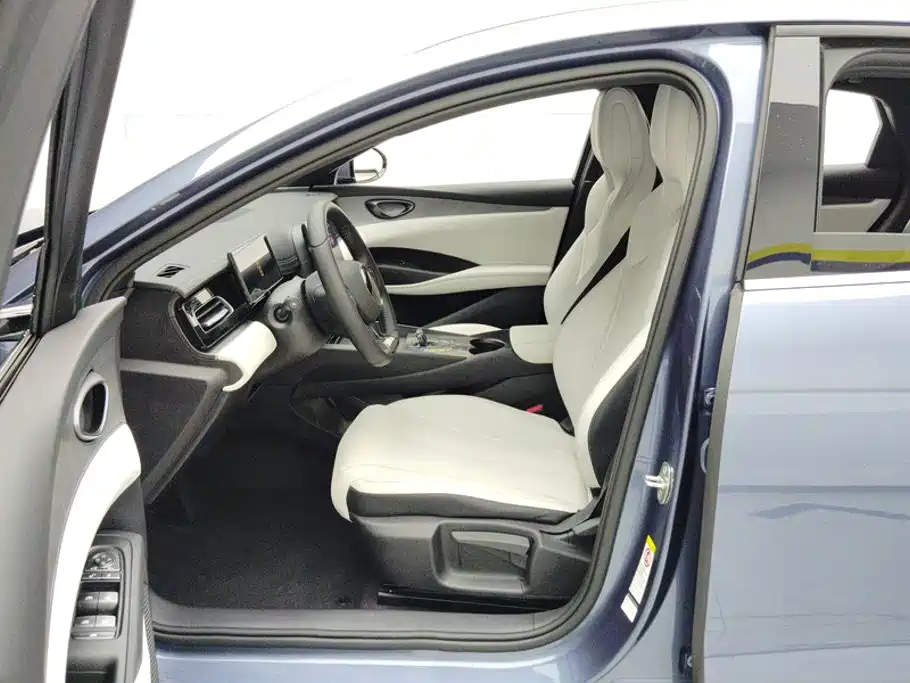 BYD Seal 06 — фото 9