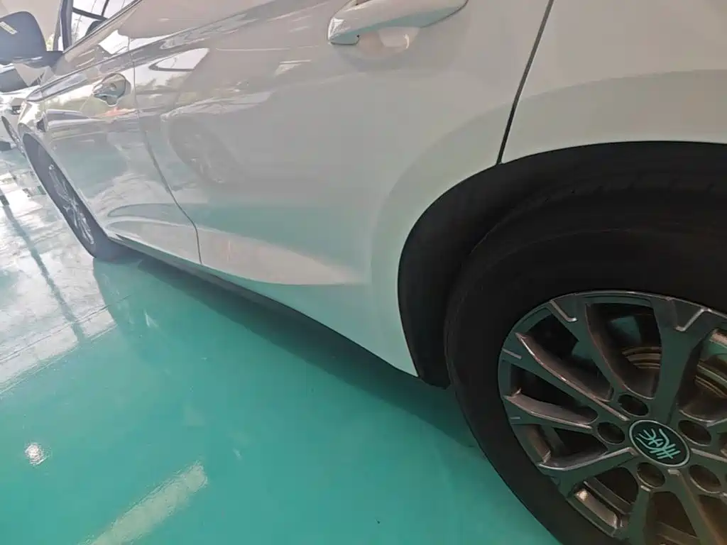 BYD Qin L — фото 22