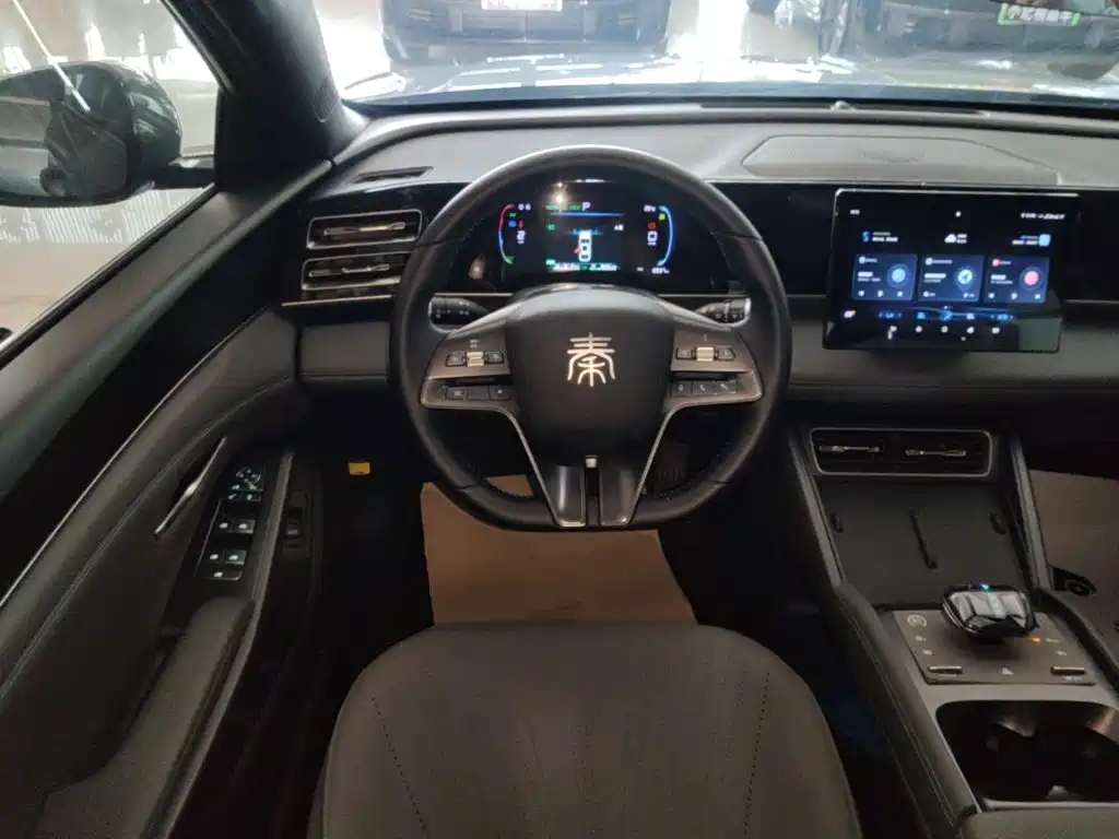 BYD Qin L — фото 11