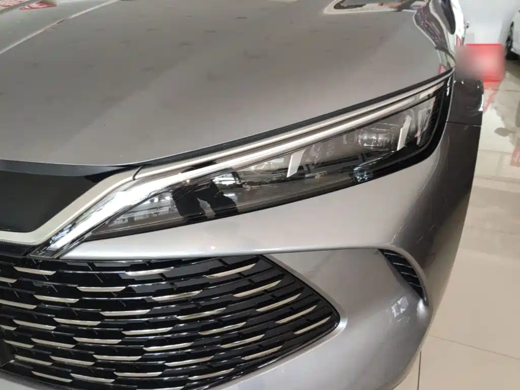 BYD Qin L — фото 24
