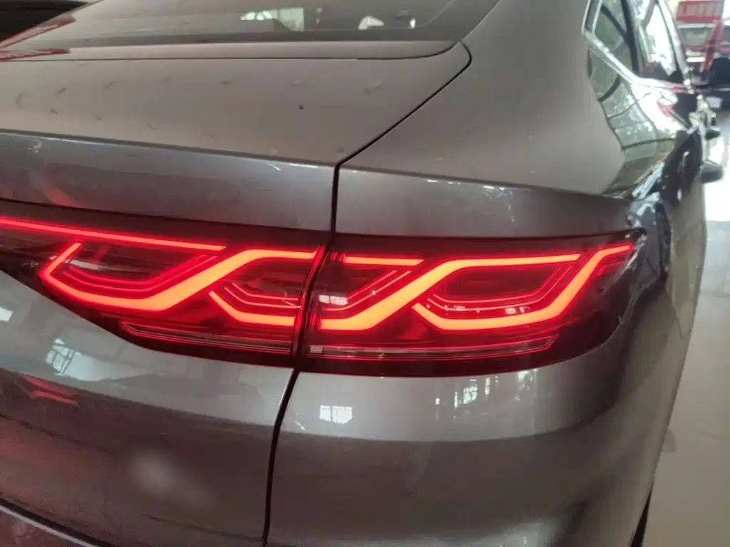 BYD Qin L — фото 8