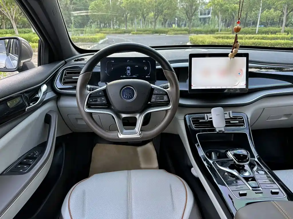 BYD Qin PLUS — фото 14