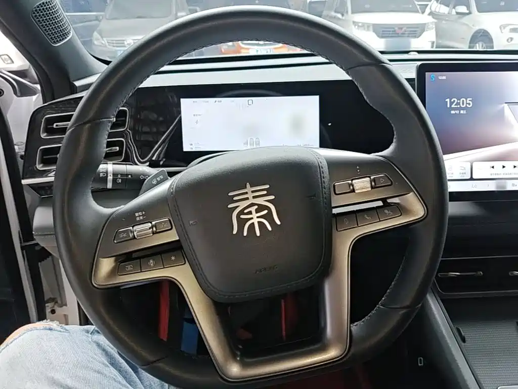 BYD Qin L — фото 11