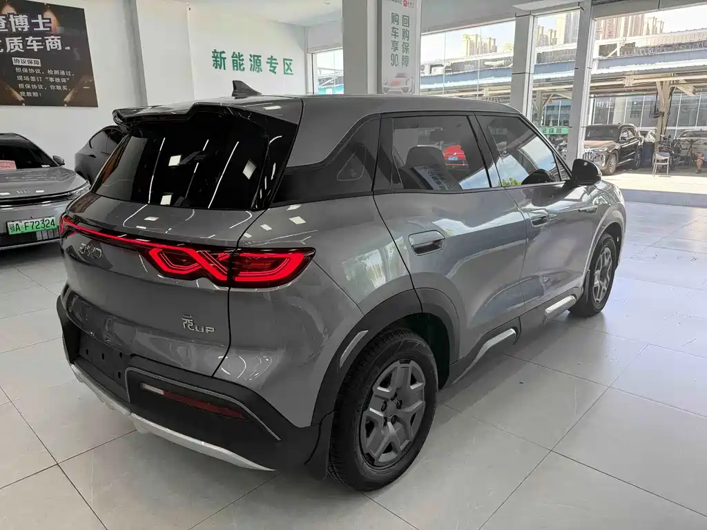 BYD Yuan UP — фото 10