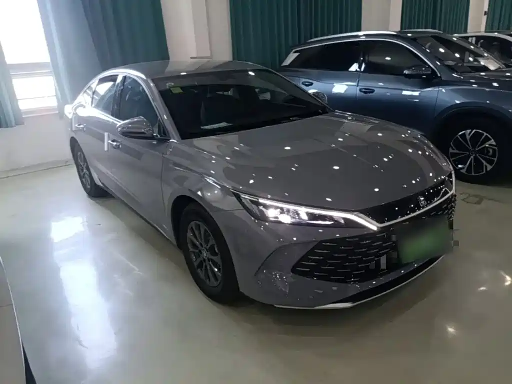 BYD Qin L — фото 4