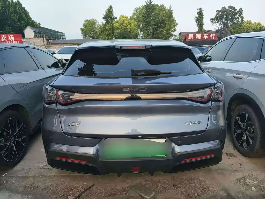 BYD Seal 06GT — фото 8