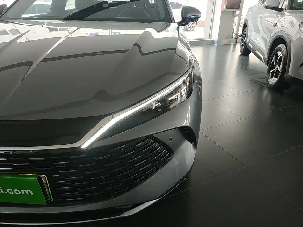 BYD Qin L — фото 18