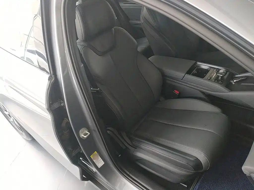 BYD Qin L — фото 20