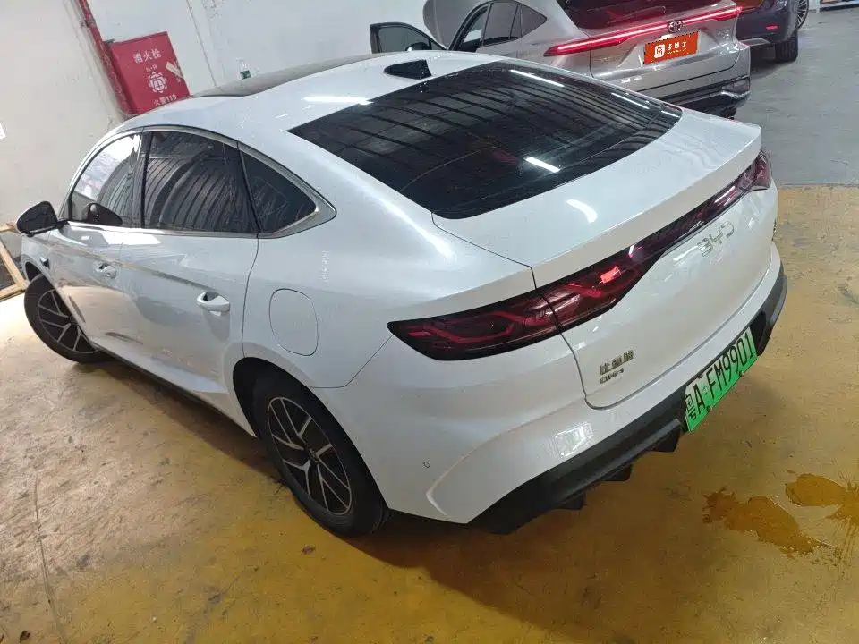 BYD Qin L — фото 3