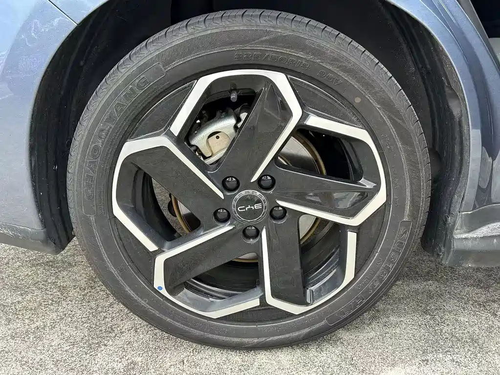 BYD Seal 06 DM-i Touring — фото 19