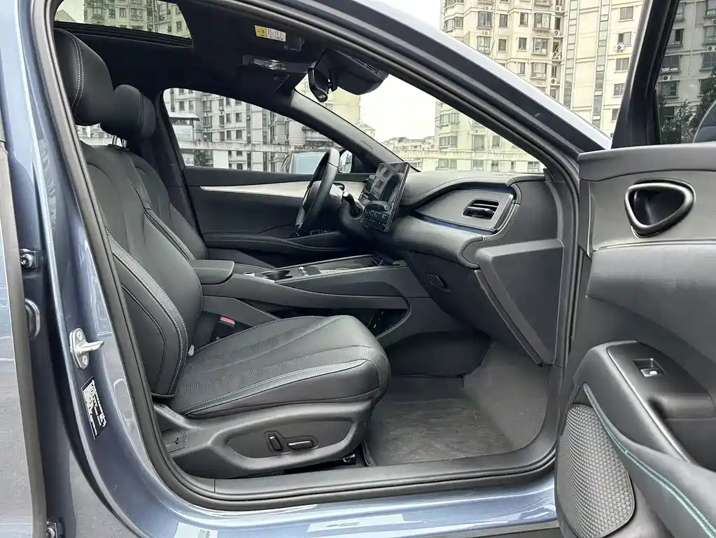 BYD Seal 06 DM-i Touring — фото 4