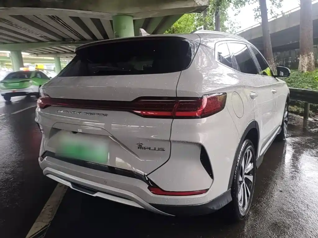 BYD PLUS New Energy — фото 7