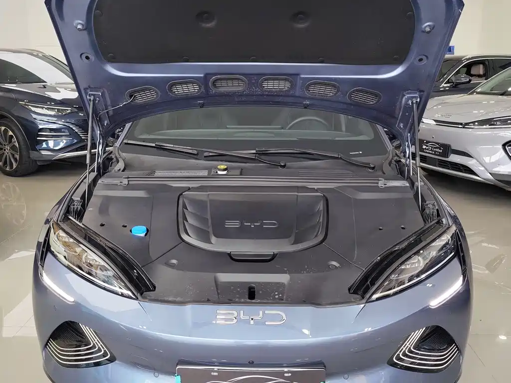 BYD Seal — фото 14