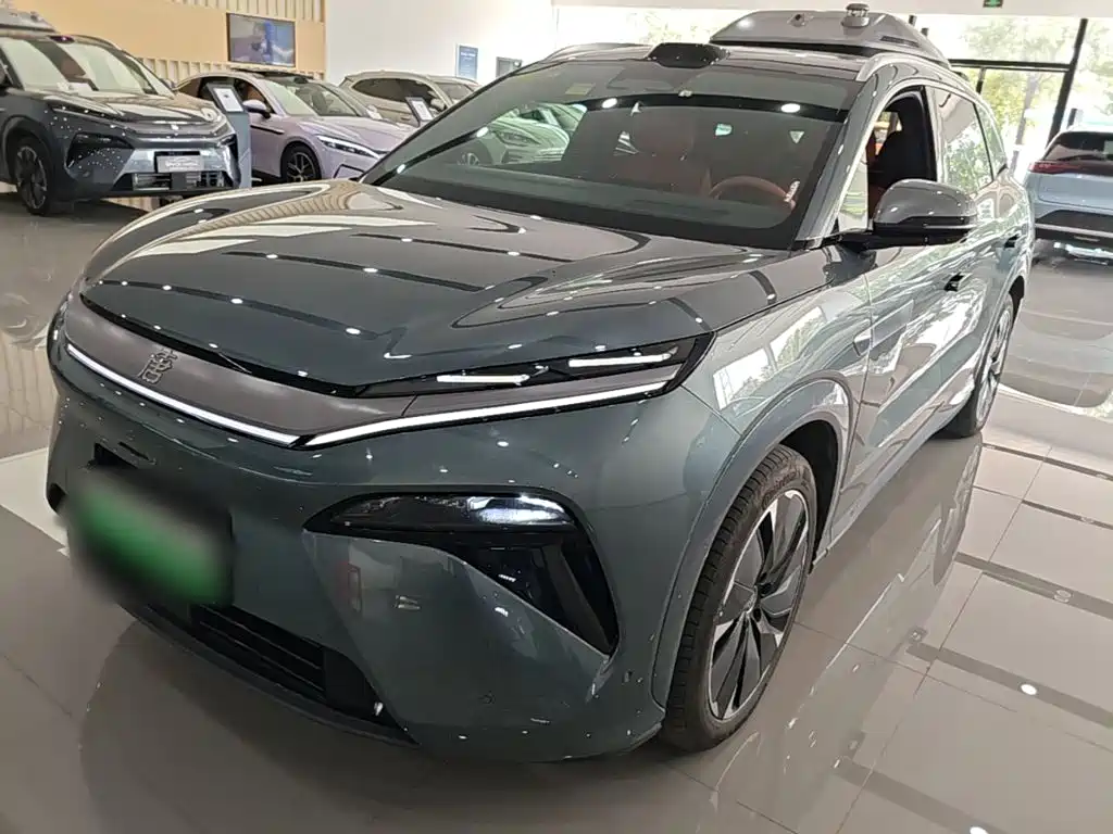 BYD Tang L — фото 2