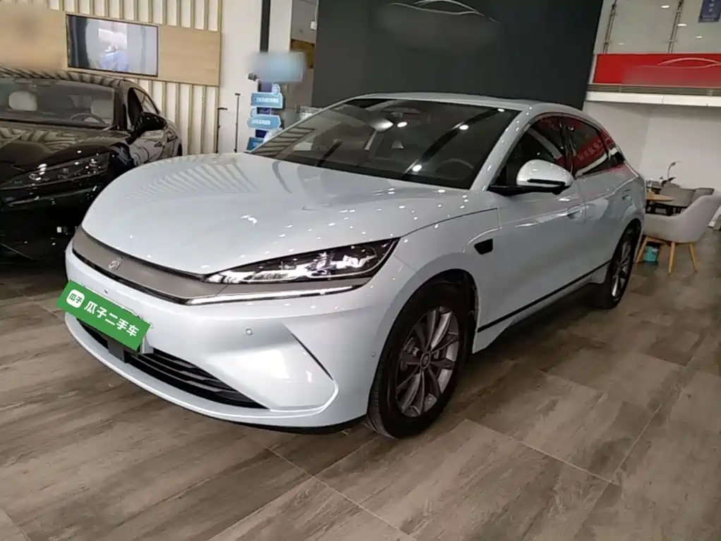 BYD Qin L — фото 2